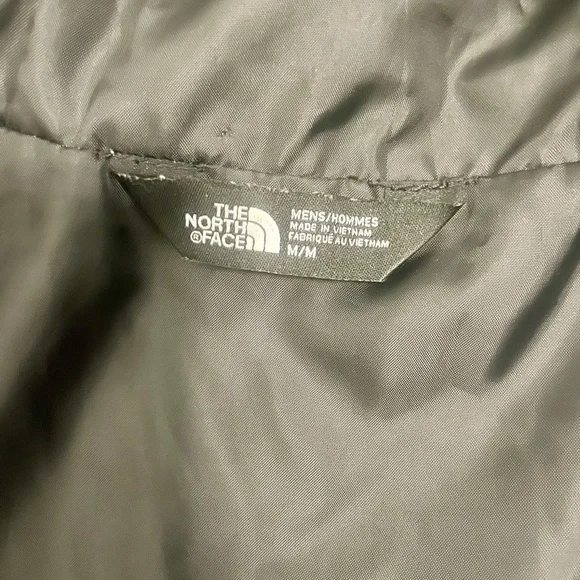 The North Face Men's Black Camo Raincoat Millerton shell jacket - Picture 3 of 5